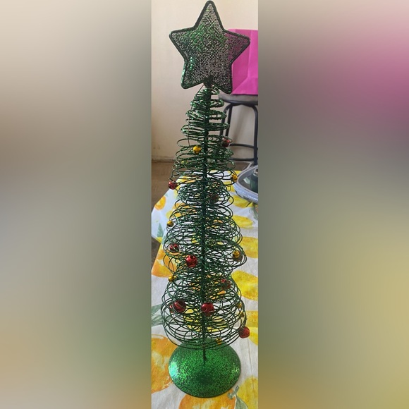 18” metal, spiral, bouncy tree - Picture 2 of 4